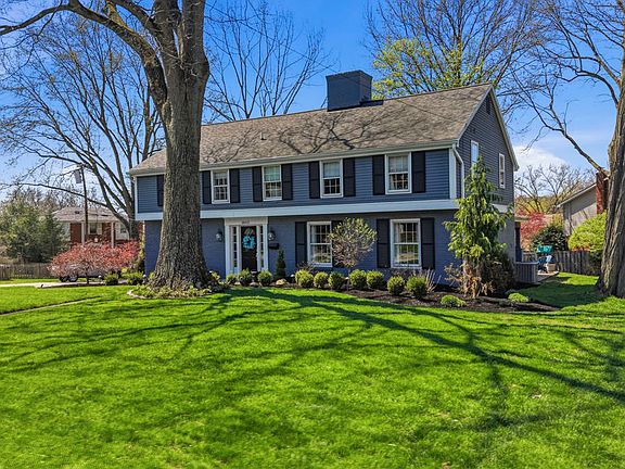 2nd image of 1055 Wade Ln