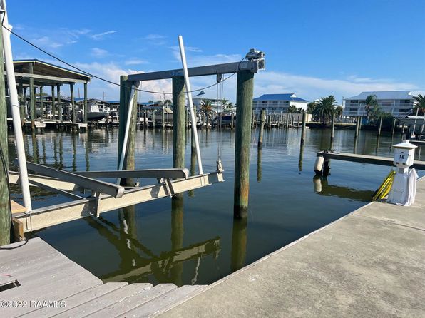 Pirates Cove Slip #17