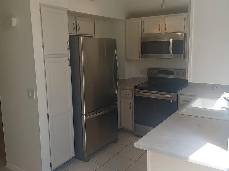 12690 Patton St — Photo 7