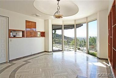 4th image of 2085 Mount Olympus Dr