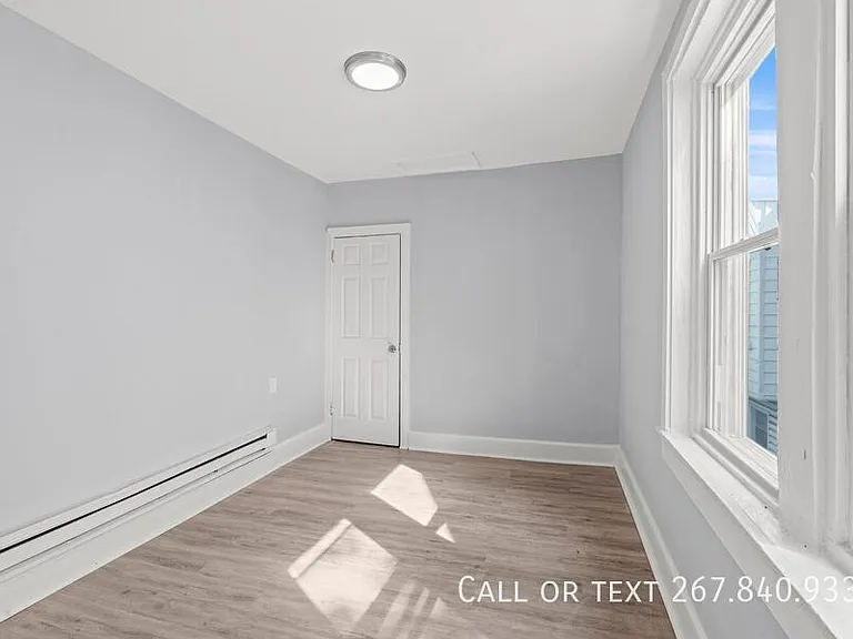 129-131 E Roosevelt Blvd #131.3 — Photo 3