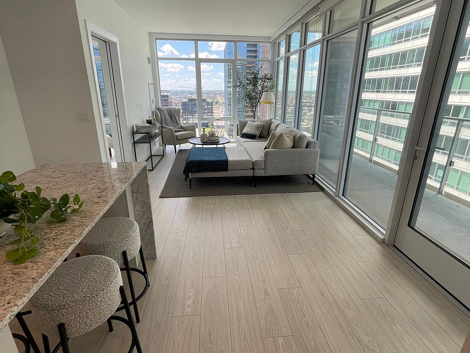 1st image of 200 N Jefferson St #2812