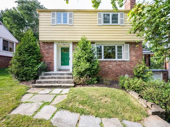 127 E Bruceton Rd, Pittsburgh, PA 15236