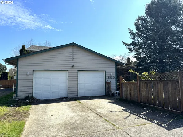 3830 NE Rene Ave, Gresham, OR 97030