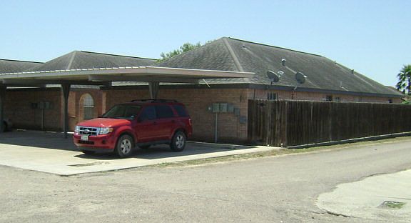 3rd image of 1903 Agua Fina Ave