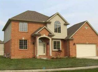 50912 Pinnacle Woods Ln, Macomb, MI 48042