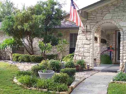 3rd image of 8303 LOU GEHRIG DR