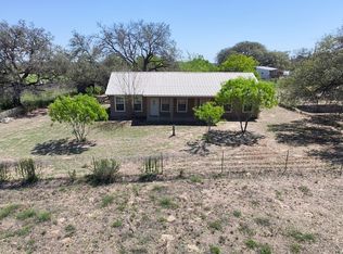 1722 County Road 676, Devine, TX 78016