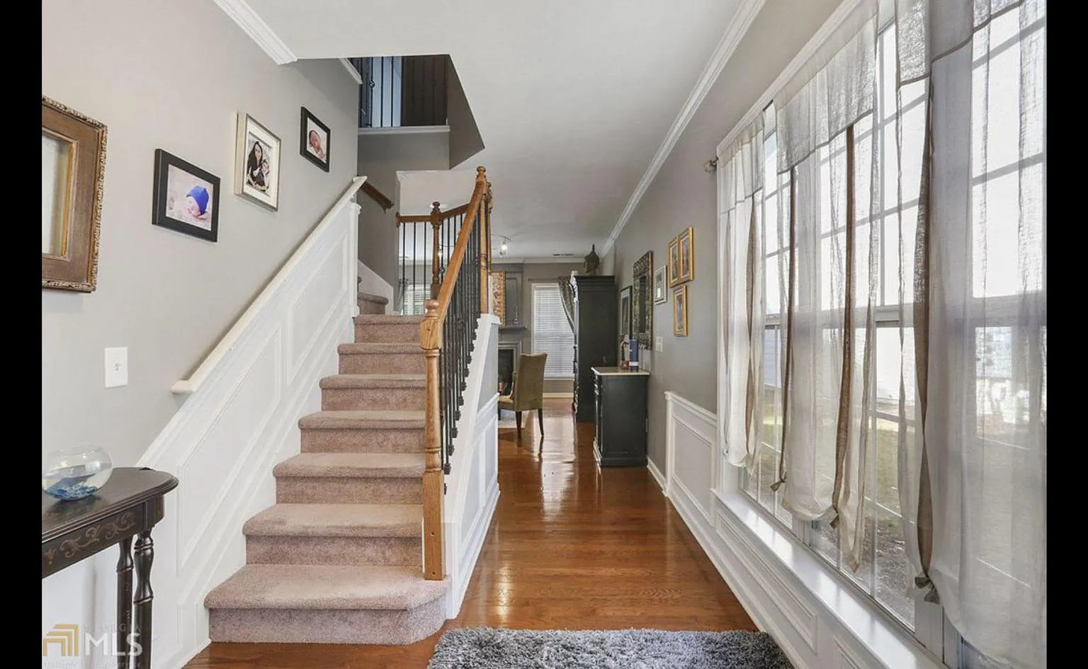 3 bed, 2.5 bath, 1740 sqft, $2,700 — Photo 4