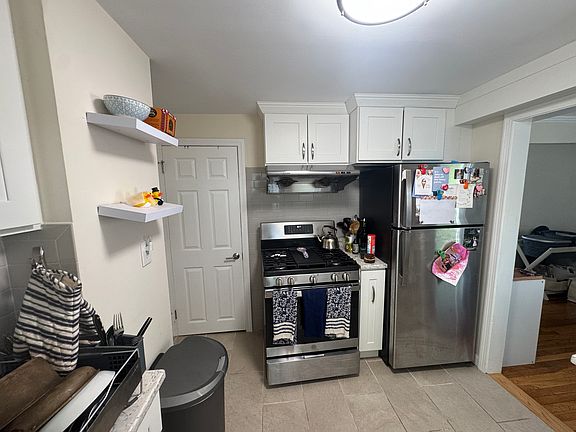5th image of 79 Payne Rd #9
