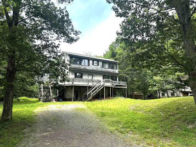 54 Lenape Dr, East Stroudsburg, PA, 18302