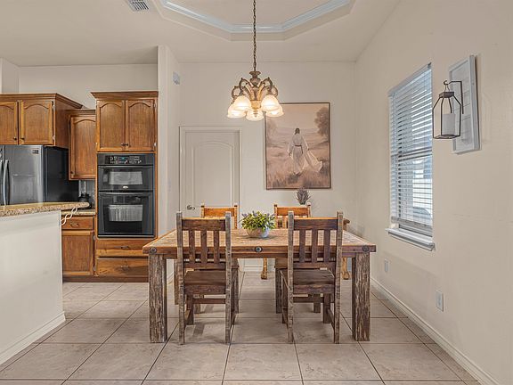 5th image of 307 Lake Carnegie Ct