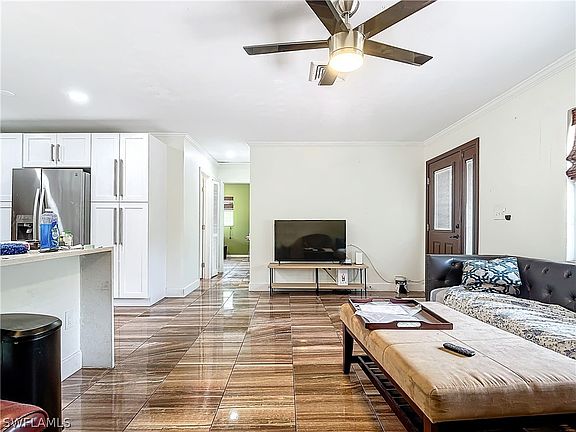 5th image of 4155 Madison Ave