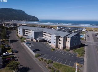 111 Avenue U APT 301, Seaside, OR 97138