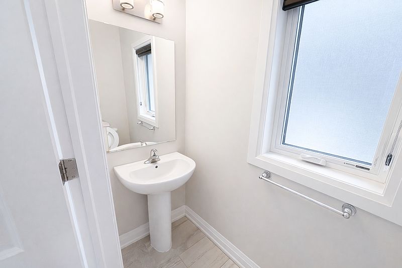 Kitchener House for rent - 4 Bedrooms — photo 10