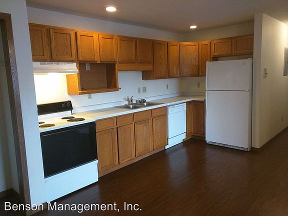 4th image of 1411 Vine St APT 4