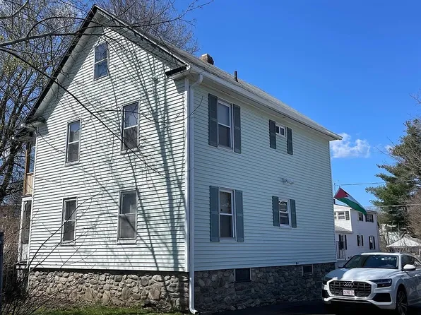 12 Liberty St #1, Southbridge, MA 01550