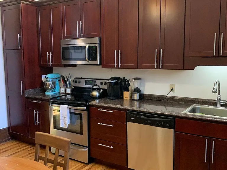 1533 Green St #1E — Photo 5
