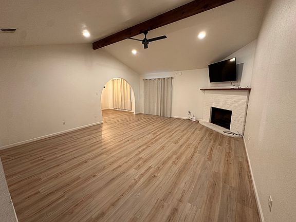 3rd image of 111 Homestead