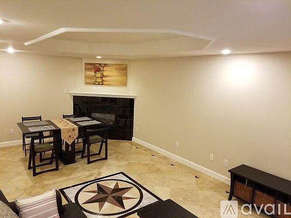 4th image of 11611 NE 100th St #B