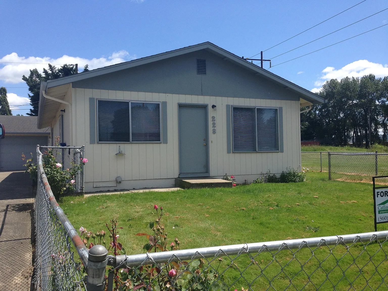 228 26th Ave photo 1