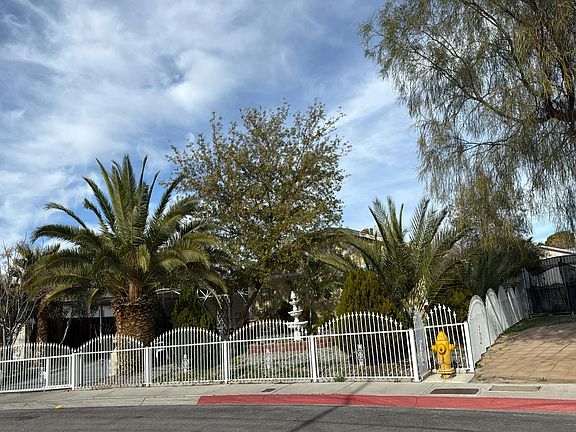 2nd image of 6608 Ouida Way