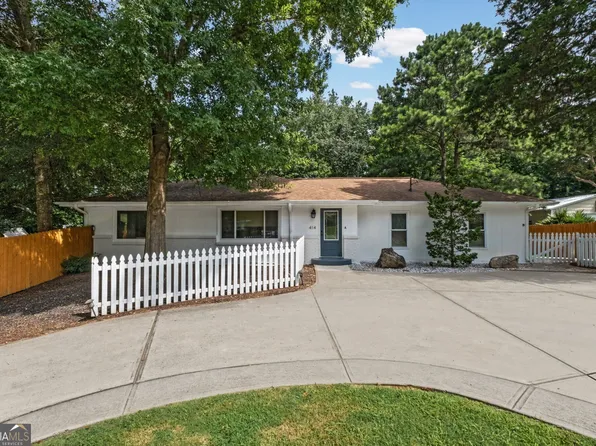414 Charles Pl, Roswell, GA 30075