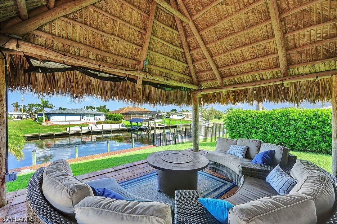 2818 SE 17th Pl, Cape Coral, FL 33904 MLS 223049821 Zillow