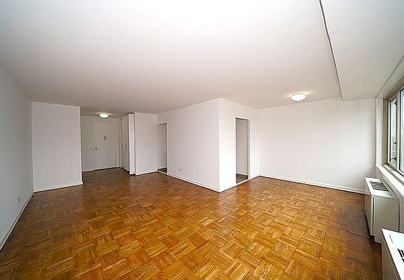 3rd image of 444 E 82nd St APT 27C