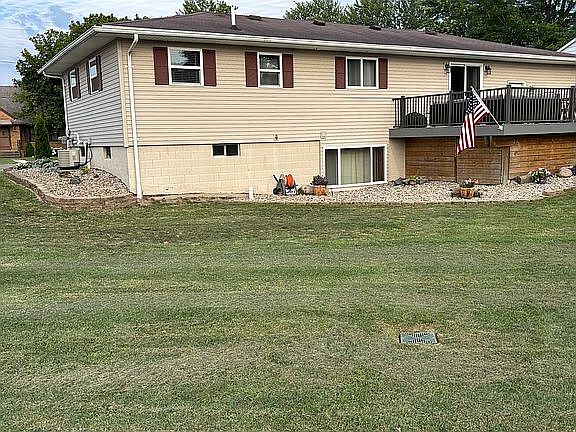 4th image of 113 N Willow St
