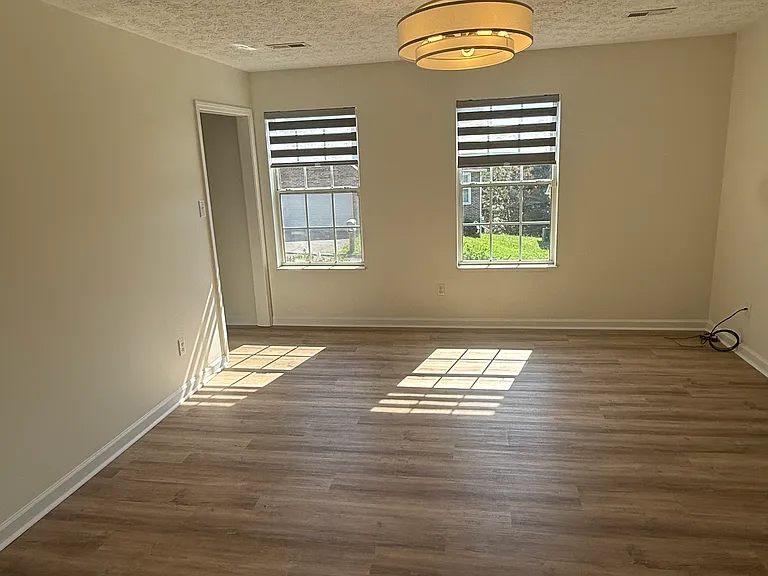 719 Colony Village Way — Photo 6