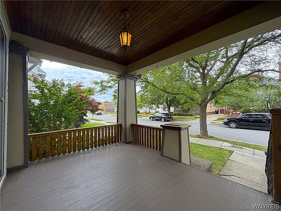 5th image of 25 Palmer Ave