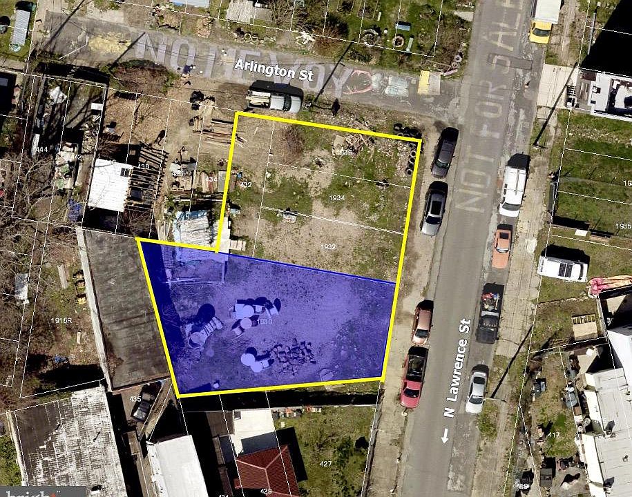 2nd image of 1930 N Lawrence St