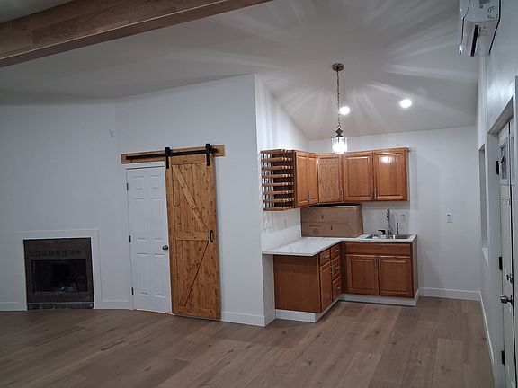 2nd image of 10999 Ball Rd #A