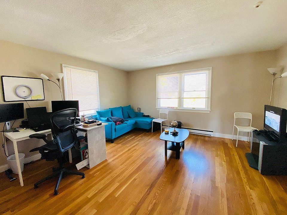 1st image of 20 Germain Ave APT 3