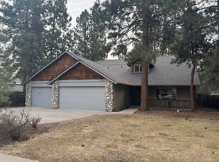 61234 SW Larkwood Dr, Bend, OR 97702