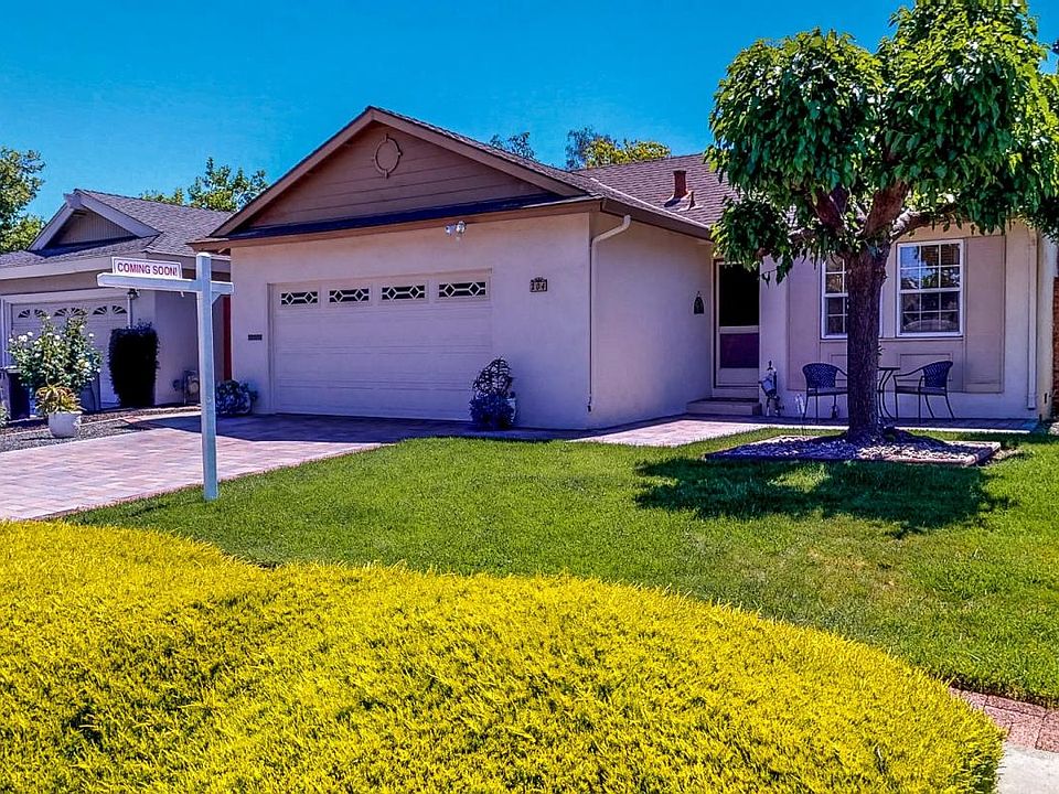 1st image of 204 Belden Dr