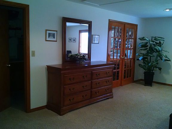 Master Br Suite 782sf!
