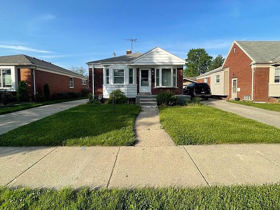 3rd image of 14845 Arlington Ave