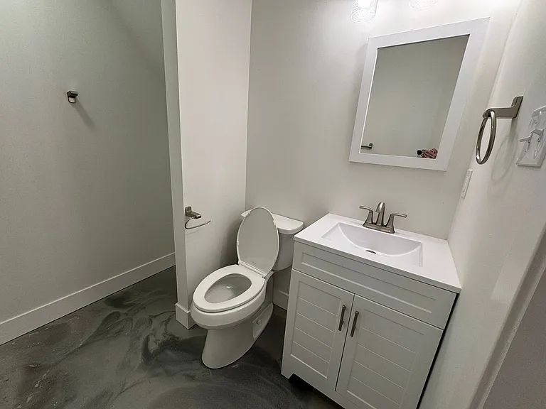 6550 S Old Village Rd — Photo 34