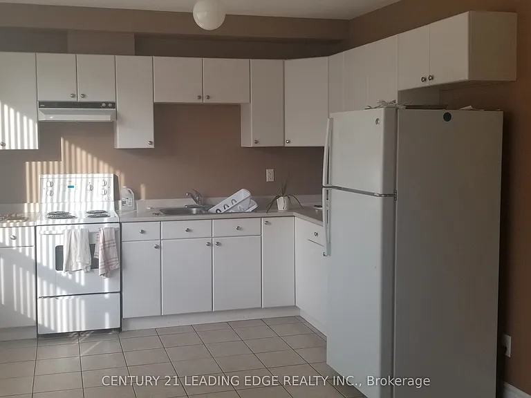 959 Bloor St W #1 — Photo 9