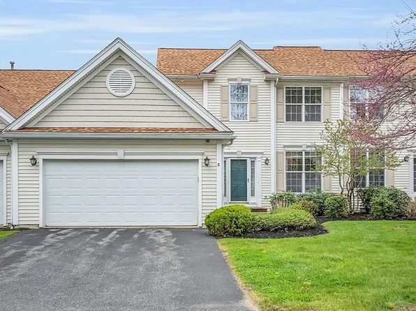 8 Brook Ln #8, Berlin, MA 01503