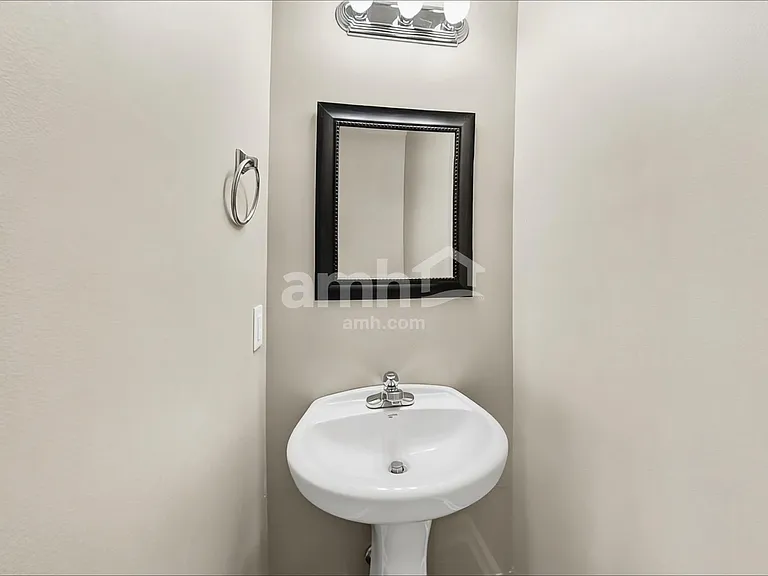 103 Porter Ct — Photo 10