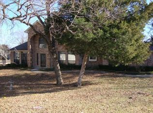 5602 Indian Hills Dr, Garland, TX 75044