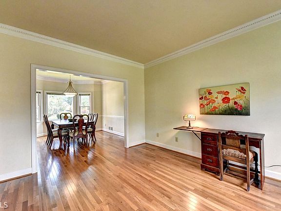 5th image of 760 Candler Ct #23