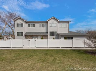 291 Park Ridge Ln Unit A, Aurora, IL