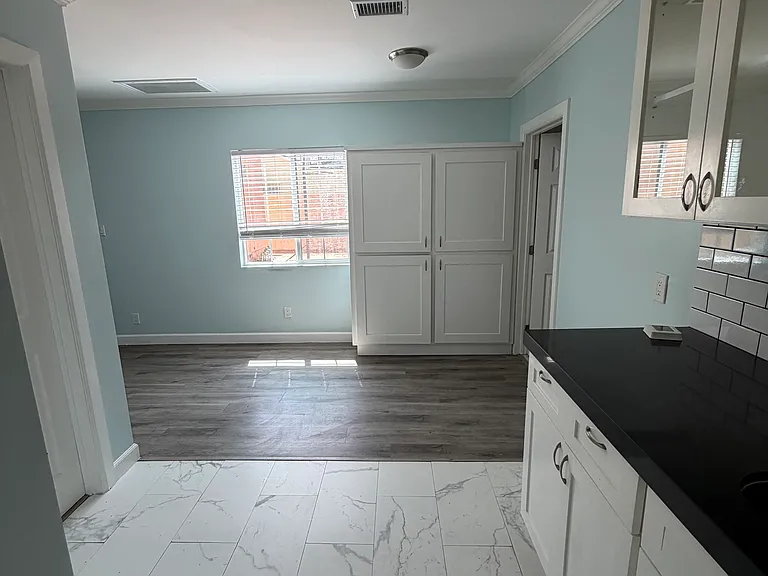 6833 Rhea Ave — Photo 6