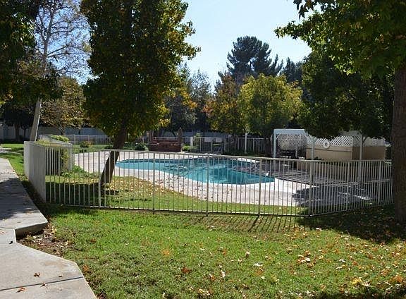 Pool/Jacuzzi