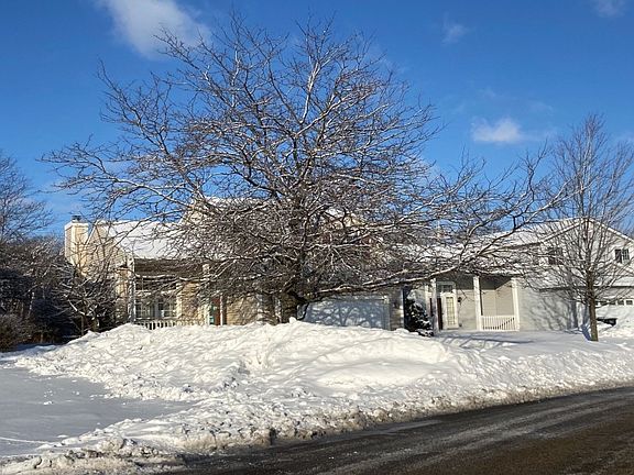 3rd image of 1142 S Talcott Dr