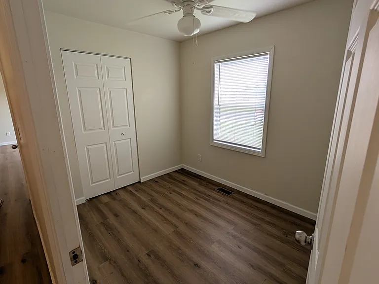 2422 E Washington St — Photo 5